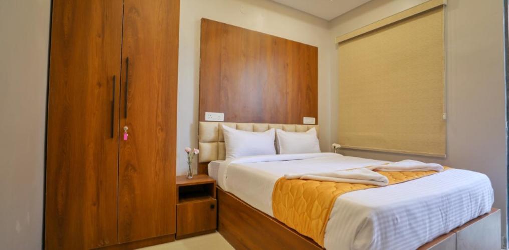 Hotel Ceasta, Beside Us Consulate Hyderabad, Gachibowli Gundipet Exterior foto